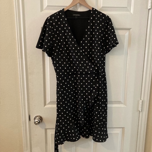 Banana Republic Dresses & Skirts - Banana Republic Mini Wrap Dress Black Polka Dot